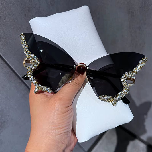 Luxury Diamond Butterfly Sunglasses Women Brand Y2K Vintage Rimless Oversized Sun Glasses Ladies Eyewear